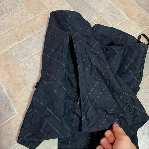 *RARE VTG Guess grey strapless corset top w/pinstripes - small - Picture 7 of 9